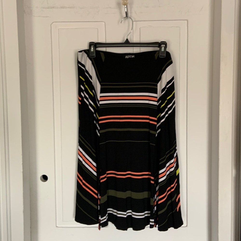 APT.9 Skirt  NWOT